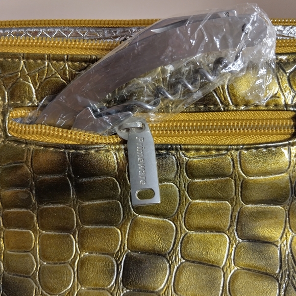 Primeware Wine Bottle PURSE. Thermal New Corkscrew Included Yellow. - Picture 4 of 13